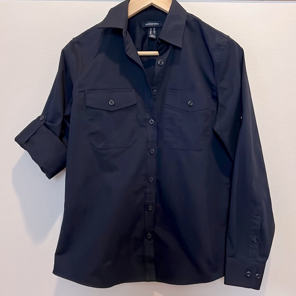 NWOT Lands’ End Women’s long sleeves  shirt